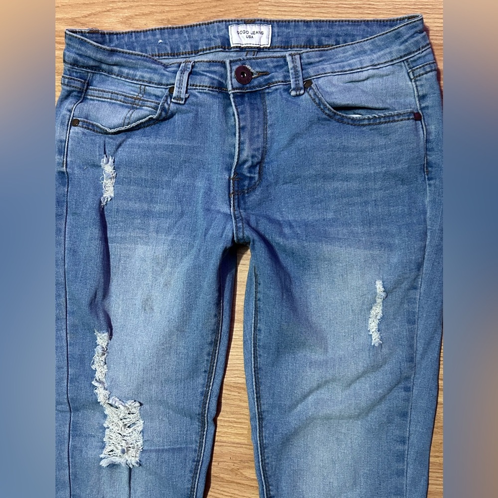 GOGO Blue Distressed Skinny Jeans size 9